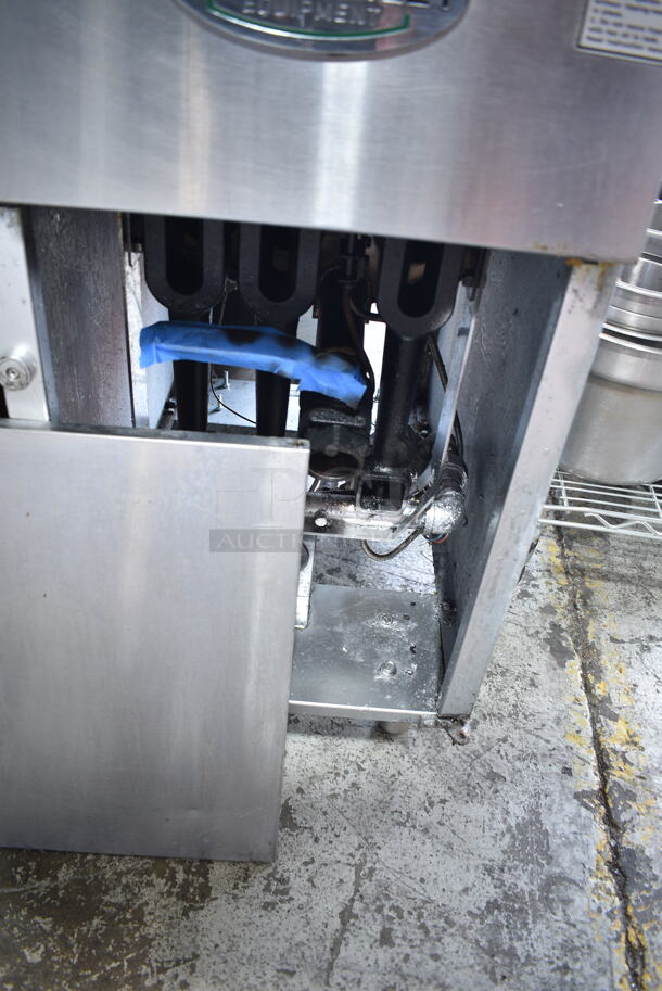 2020 Mainstreet 541FF40N Stainless Steel Commercial Natural Gas Powered Deep Fat Fryer. 90,000 BTU. - Image 4 of 6