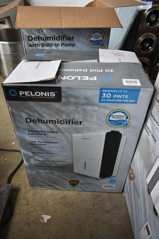 IN ORIGINAL BOX! Pelonis PAD30C1AWT ENERGY STAR 30 Pint Dehumidifier. 115 Volts, 1 Phase. - Image 2 of 9
