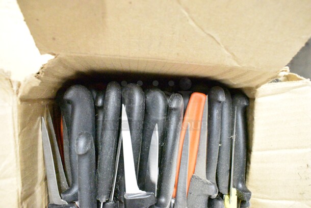 120 SHARPENED Stainless Steel Knives Including Paring Knives. 120 Times Your Bid!  - Image 4 of 5