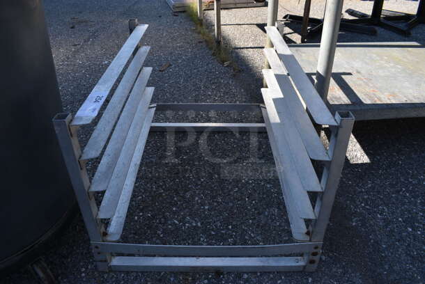 Metal Pan Rack. 20.5x26x17