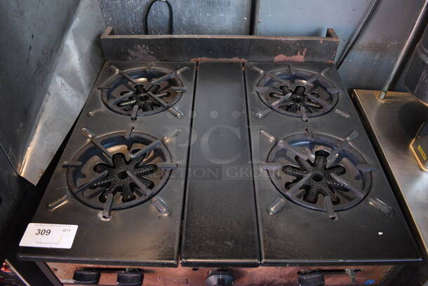 Garland Metal Commercial Propane Gas Powered 4 Burner Range w/ Oven and Gas Hose. 30x31x40.5 - Image 3 of 6