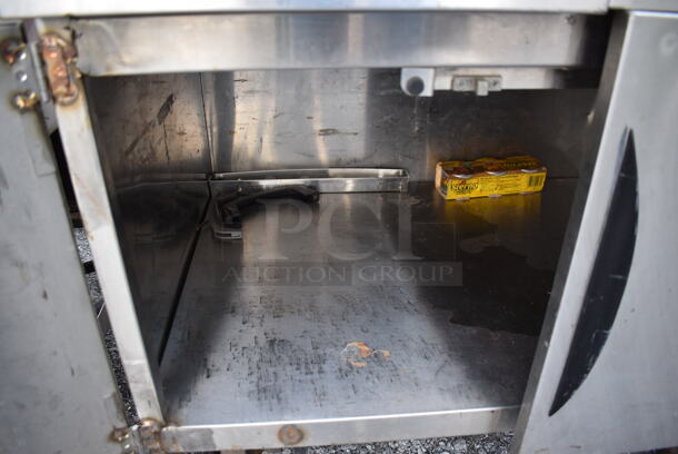 Vieluxe Stainless Steel Prep Station on Commercial Casters. 33x25x36 - Image 5 of 11