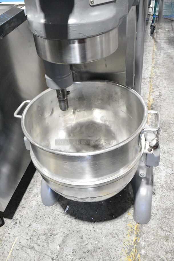 Hobart H-600 Metal Commercial Floor Style 60 Quart Planetary Dough Mixer w/ Metal Mixing Bowl and Dough Hook Attachment. 208 Volts, 3 Phase.  - Image 6 of 8