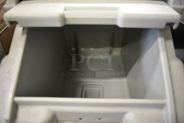 Cambro Green Gray Poly Insulated Portable Ice Bin on Commercial Casters. 23x30x30 - Image 4 of 4