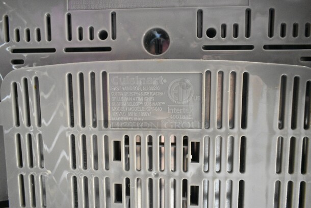Cuisinart CPT-640 Metal Countertop 4 Slot Toaster. 120 Volts, 1 Phase.  - Image 5 of 5