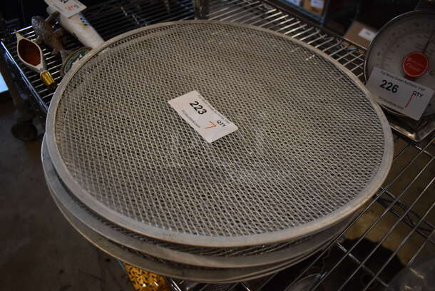 7 Metal Round Pizza Screens. 18x18. 7 Times Your Bid! - Image 2 of 2