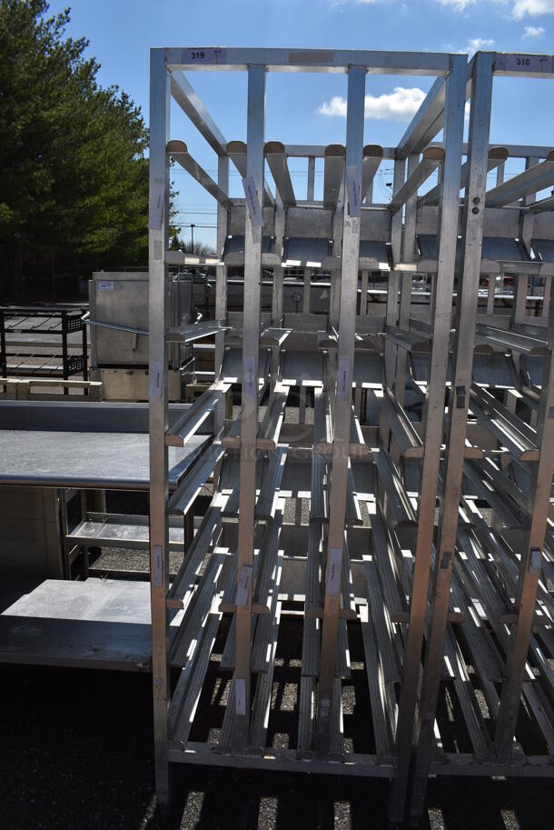Metal Commercial Rack. 28x42.5x81 - Image 1 of 4