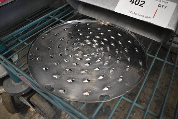 Metal Commercial Pelican Head w/ 2 Grating Blades. 11x15x16 - Image 4 of 4