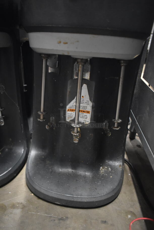 Hamilton Beach HMD400 Metal Commercial Countertop 3 Head Milkshake Mixer. 120 Volts, 1 Phase. Tested and Only Left Head is Working - Image 3 of 4