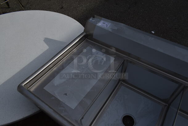 BRAND NEW SCRATCH AND DENT! Steelton 522CS31824LR Stainless Steel Commercial 3 Bay Sink w/ Dual Drain Boards and Legs. - Image 4 of 5