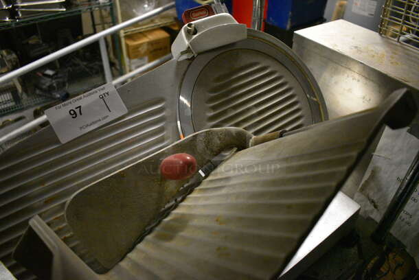 Berkel 827A Stainless Steel Commercial Countertop Meat Slicer w/ Blade Sharpener. 115 Volts, 1 Phase. 24x19x18. Item Was in Working Condition on Last Day of Business. (kitchen) - Image 5 of 6