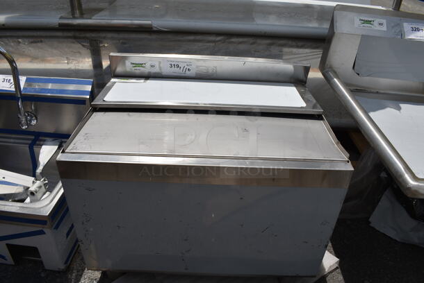 BRAND NEW SCRATCH AND DENT! Regency 600IB1824  18" x 24" Underbar Ice Bin w/ Lid - 77 lb. - Image 2 of 7