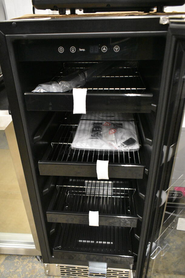 BRAND NEW SCRATCH AND DENT! Whynter BBR-838SB 15 inch Built-In 80 Can Undercounter Stainless Steel Beverage Refrigerator. 115 Volts, 1 Phase. Tested and Working! - Image 4 of 8