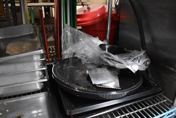 ALL ONE MONEY! Tier Lot of Various Items Including Metal Full Size Baking Pans and Chafing Dish Frame! - Image 5 of 5