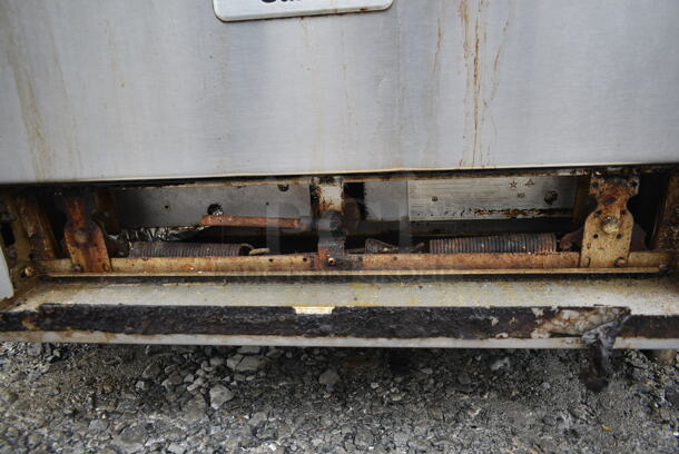 Garland G36-6R Stainless Steel Commercial Natural Gas Powered 6 Burner Range w/ Oven and Back Splash.  - Image 7 of 8