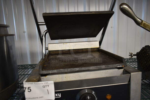 Galaxy P60S Stainless Steel Commercial Countertop Panini Press. 120 Volts, 1 Phase. Tested and Working!  - Image 5 of 6