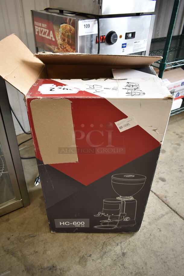 BRAND NEW SCRATCH AND DENT! Cecilware HC-600 Venezia II Metal Commercial Countertop Espresso Grinder. 110 Volts, 1 Phase. Tested and Working! - Image 7 of 7