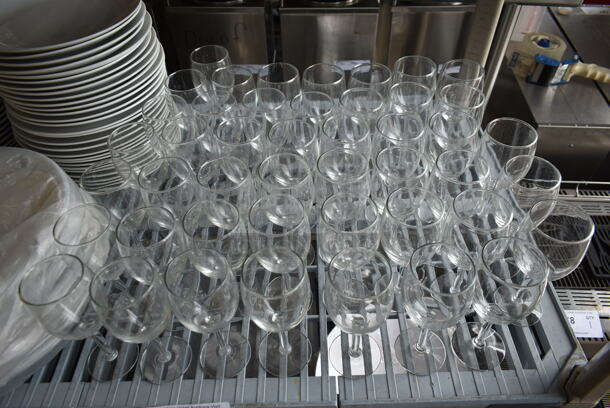 ALL ONE MONEY! Tier Lot of Various Items Including Glasses and Ceramic Dishes - Image 3 of 4