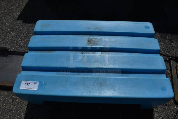 Blue Poly Dunnage Rack. 35x23.5x12 - Image 3 of 3