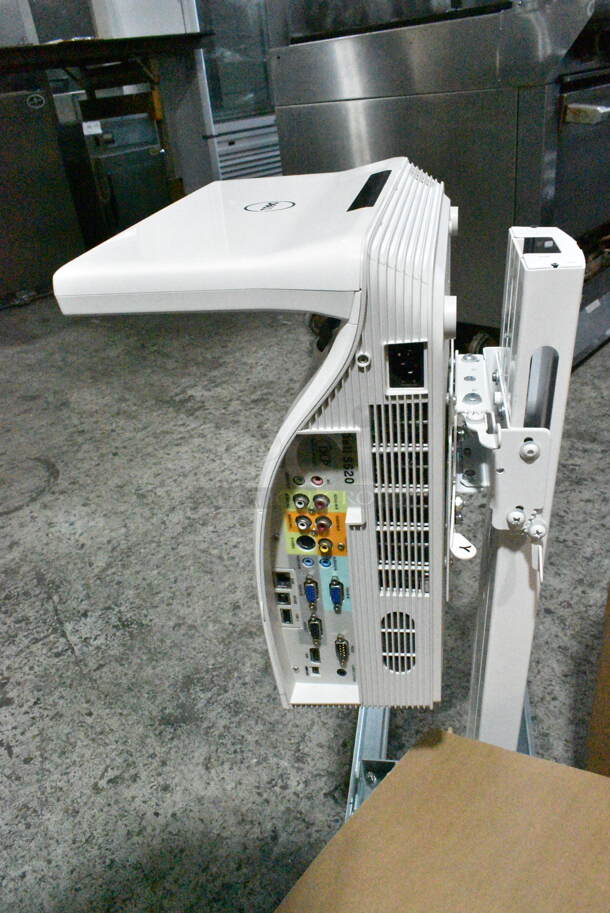 Dell Projector - Image 9 of 12
