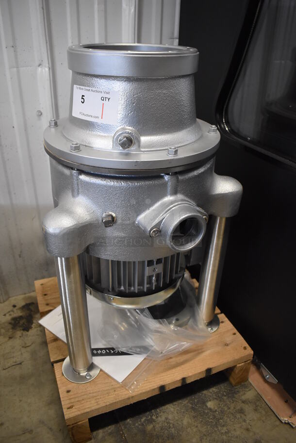 BRAND NEW SCRATCH AND DENT! Hobart FD4/500-1 Metal Commercial Garbage Disposal. 230/480 Volts. 17x19x25. Tested and Working! - Image 2 of 8