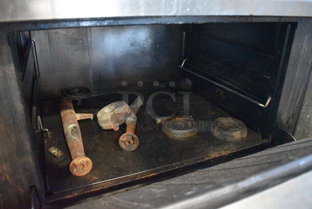 Wolf Stainless Steel Commercial Natural Gas Powered 6 Burner Range w/ Oven, Over Shelf and Back Splash. 36x31x60 - Image 5 of 6