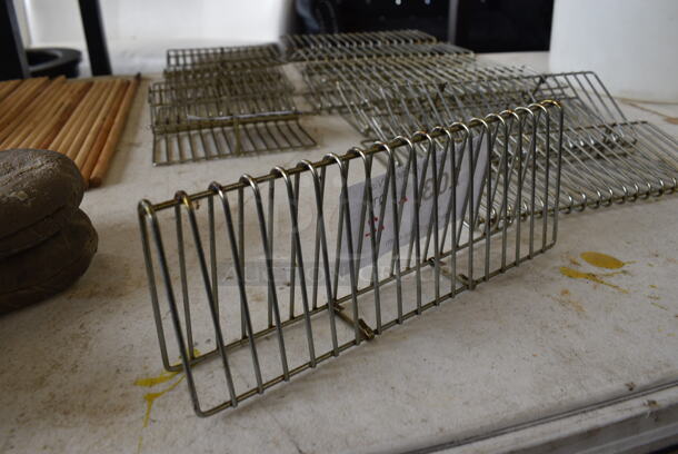 ALL ONE MONEY! Lot of 12 Metal Fry Basket Inserts! 9x1.5x3.5 - Image 4 of 4