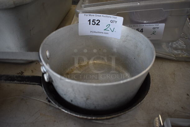 2 Metal Items; Sauce Pans and Skillet. 14x8x4, 14x8.5x2. 2 Times Your Bid! - Image 2 of 3