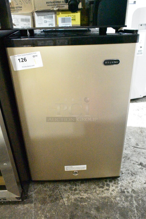 BRAND NEW SCRATCH AND DENT! Whynter CUF-210SSg Energy Star Stainless Steel Upright Freezer with Lock. 115 Volts, 1 Phase. Tested and Working! - Image 2 of 6