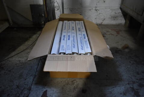 Box of 24 BRAND NEW Philips F15T8/CW Fluorescent Tube Lights.