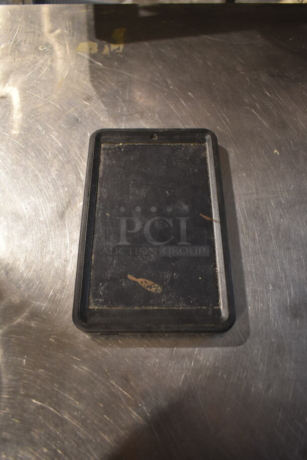 Samsung SMT387V Tablet.  - Image 1 of 4