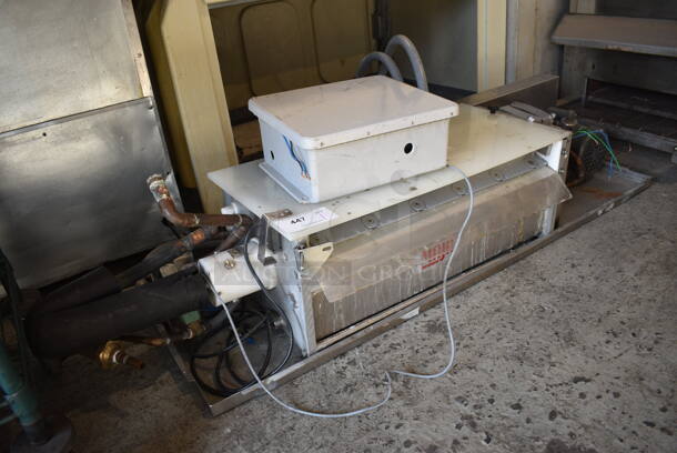Metal Commercial Rotating Evaporator. 64x19x12, 12.5x13.5x5.5 - Image 2 of 5