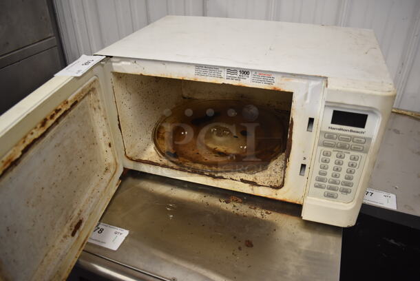 Hamilton Beach HB-P100N30AL-S3  Electric Countertop White Household Microwave Oven. 120V.  - Image 4 of 5