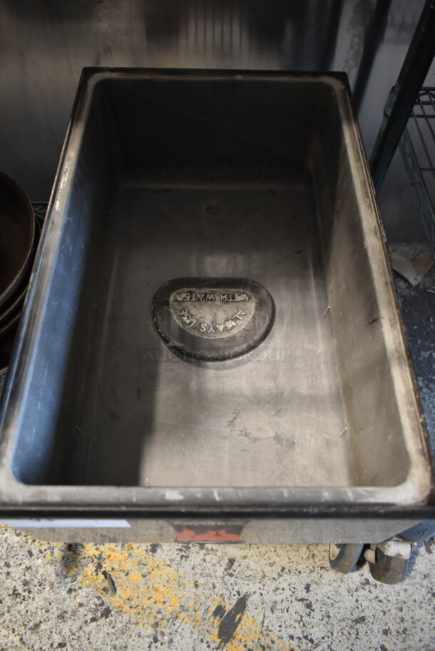 Vollrath Cayenne 1001 Stainless Steel Commercial Countertop Electric Powered Food Warmer. 120 Volts, 1 Phase. Tested and Working! - Image 3 of 5