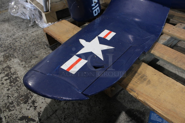 Navy Chance Vought F4U Corsair 1/8 Scale RC Model Airplane.  64x12x50 - Image 4 of 10
