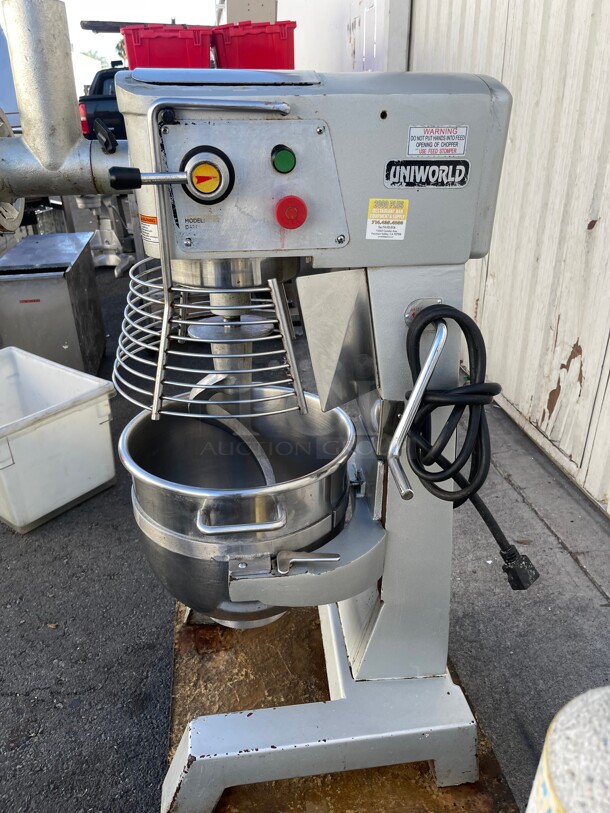 Uniworld UPM-30HLET Commercial Planetary Mixer Dough Mixer With Bowel Guard NSF 220 Volt 1 Phase - Image 2 of 9