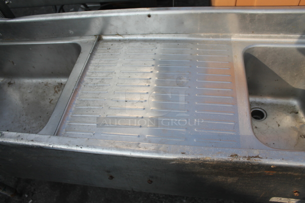 Commercial Stainless Steel 4 Bay Sink With Left And Right Drain Boards And Faucet On Galvanized Legs. - Image 3 of 9