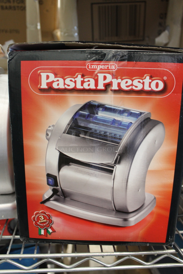 LIKE NEW! Imperia Pasta Presto Metal Countertop 5 3/4" Pasta Machine 720. 120 Volts, 1 Phase. Unit Has Only Been Used a Few Times! Tested and Working! - Image 5 of 6