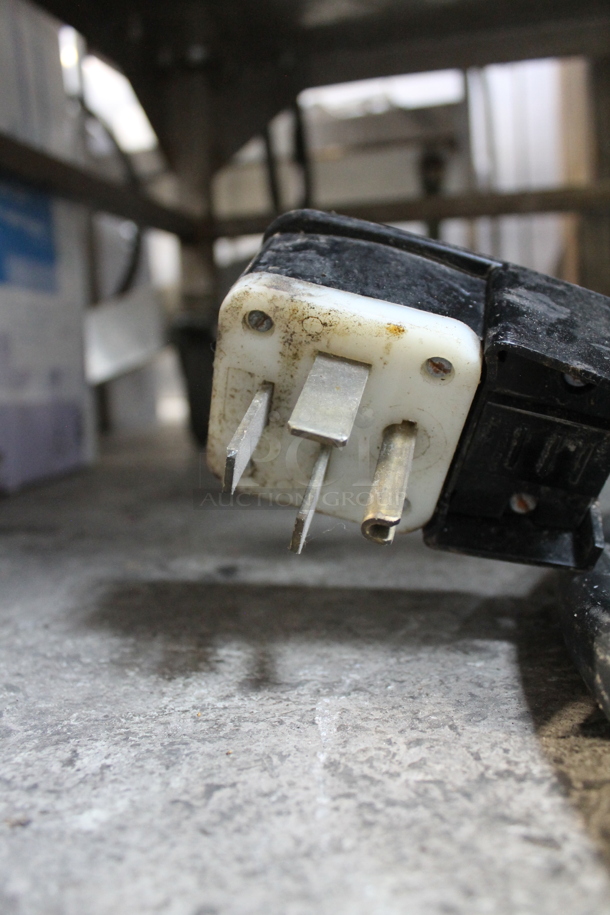 2 Blodgett Stainless Steel Commercial Half Size Convection Ovens w/ Solid Door on Commercial Casters. Bottom Unit is Model N 50C. 208 Volts, 3 Phase. 2 Times Your Bid! - Image 10 of 12