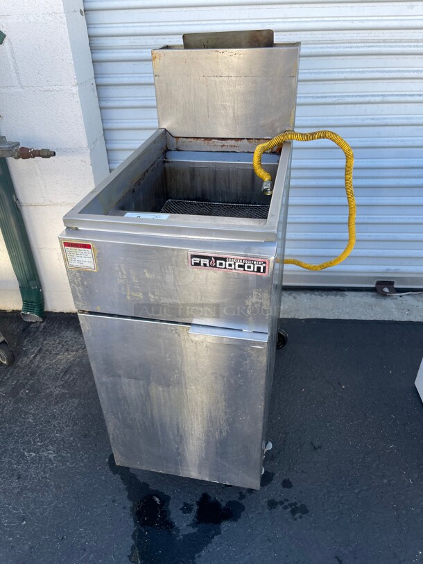 Clean! FRIDGCON FTFS-40 40 LBS Commercial FLOOR FRYER - GAS 102,000 BTU NSF Natural Gas Tested and Workng! - Image 1 of 8