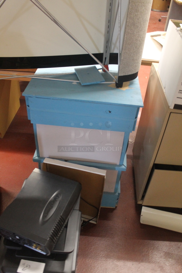 ALL ONE MONEY! Lot of Various Items Including 2 Carpets and Blue Wooden Stand. BUYER MUST REMOVE. - Image 7 of 7