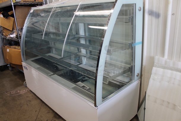 BRAND NEW SCRATCH AND DENT! Avantco 193BCTD72W Metal Commercial Curved Glass Refrigerated Bakery Display Case Merchandiser. 110-120 Volts, 1 Phase. Tested and Powers On But Does Not Get Cold - Image 4 of 7