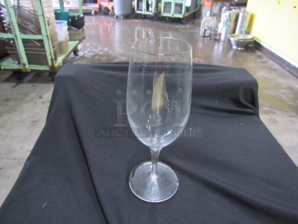 Stem Wine Glass. 3XBID