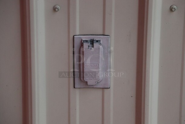 Exterior Outlets on Outside of the Building
QTY 6 
Your Bid x 6
BUYER REMOVAL 
**LABOR FOR REMOVAL ADDITIONAL FEE, CONTACT MISSOURI DIVISION FOR LABOR QUOTE OR ADDITIONAL QUESTIONS. - Image 3 of 5