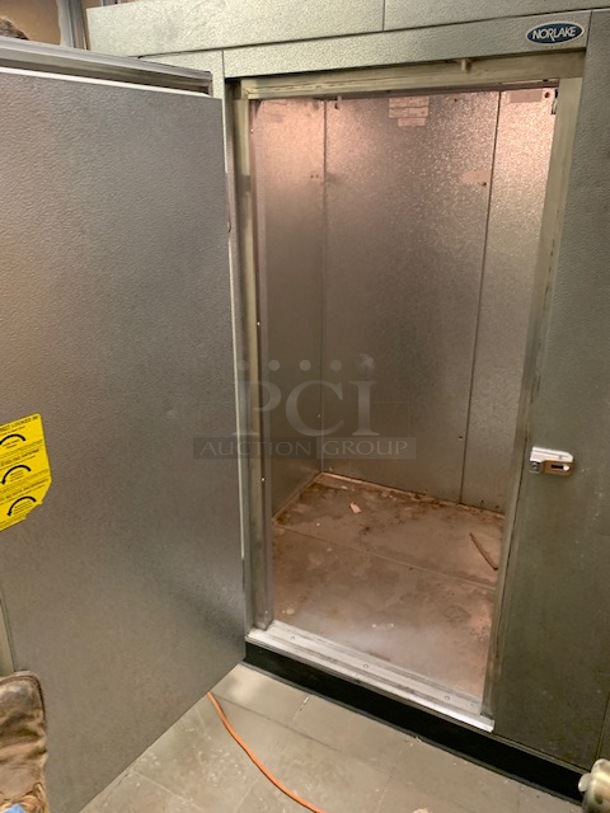 One Norlake Self Contained Walkin Freezer  With Floor. Model# KL45-CL-SUB. 208-230 Volt. 1 Phase. 4X5X6. Working When Removed.  - Image 3 of 4