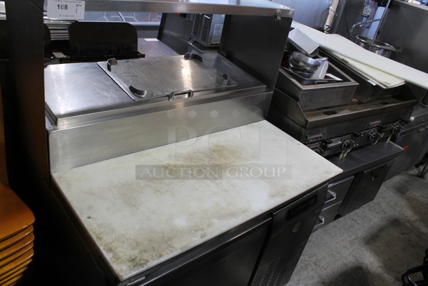 Continental CPT42 Stainless Steel Commercial Pizza Prep Table w/ Over Shelf and Oversized Cutting Board. Tested and Working! - Image 3 of 5