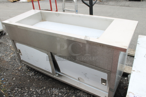 BRAND NEW SCRATCH AND DENT! Stainless Steel Commercial Ice Bin Buffet Station.