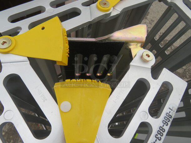 One Roll A Ramp Portable Heavy Duty Ramp. #36A19-0 - Image 3 of 3