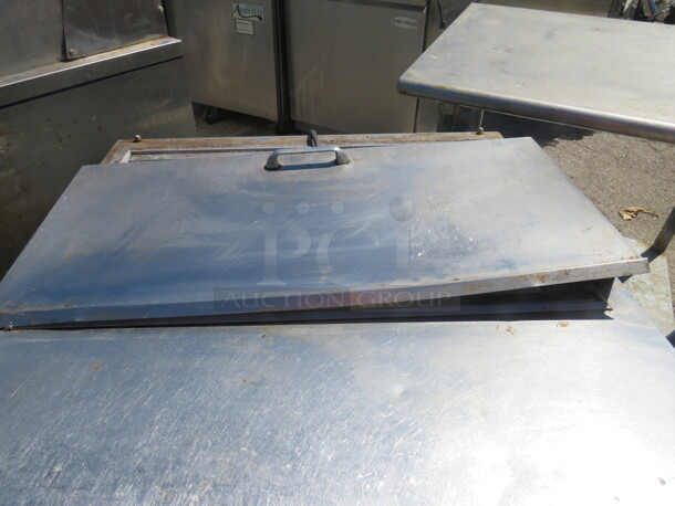 One Beverage Air 1 Door Refrigerated Prep Table With 1 Rack On Casters. Working NOT Cold. Missing Top Lid. Model# SP27. 115 Volt. 27X29X35 - Image 2 of 2