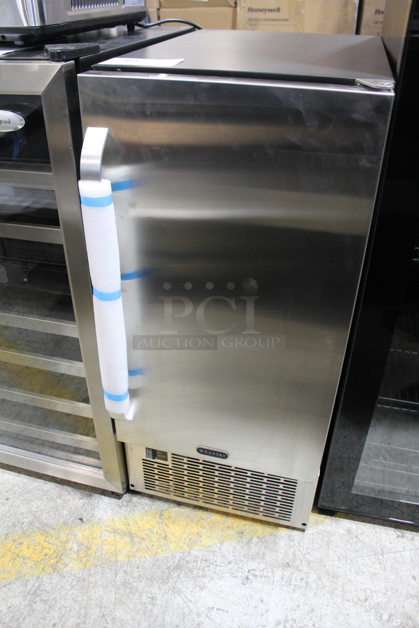BRAND NEW SCRATCH AND DENT! Whynter UIM-502SS Built-In / Freestanding 15" Ice Maker Machine Stainless Steel 25lb. 115 Volt, 1 Phase. Tested and Working! - Image 2 of 5